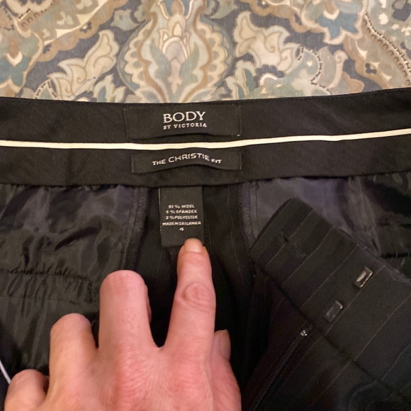 32.5 tall inseam pinstripes wool suit in excellent to like new condition - Picture 15 of 16